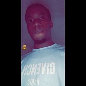 Meet your Posher, Devin